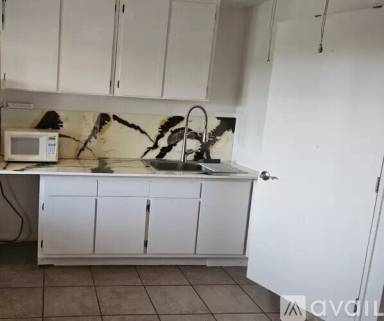 Main picture of 3760 Hemlock St