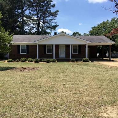 Main picture of 2353 Baileys Crossroads Rd