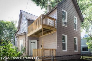Main picture of 2037 W 33rd St