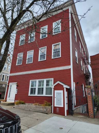 Main picture of 170 Ashmont St