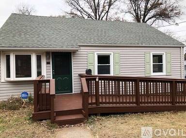 Main picture of 7422 Howard Ct