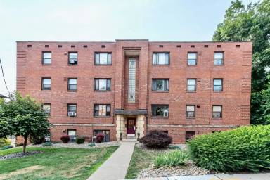 Main picture of 666 Florida Ave