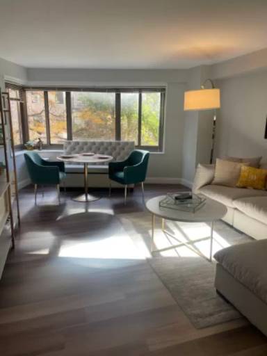 Main picture of 1336 N Lakeshore Dr