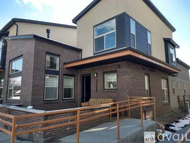 Main picture of 10070 Belvedere Cir