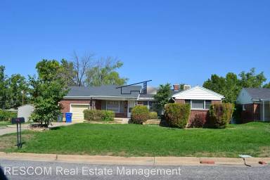 Main picture of 1320 Kingston Dr