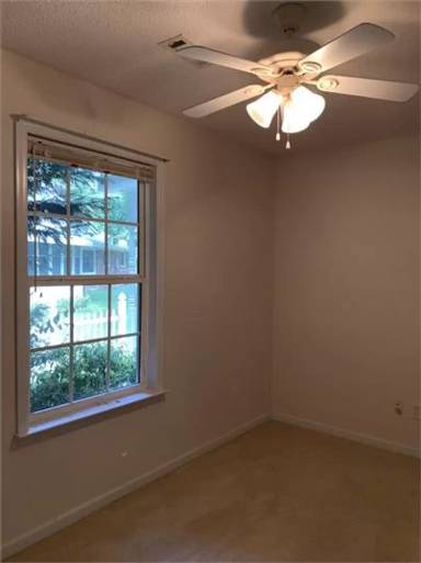 Main picture of 1437 Alpine Dr