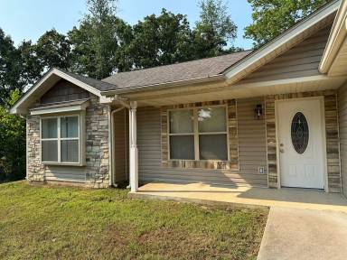 Main picture of 333 Lyle Curtis Cir