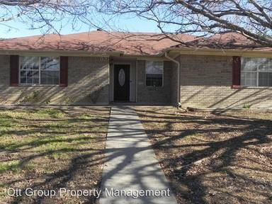 Main picture of 1312 Elke Cir