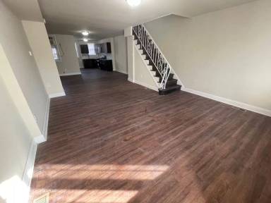 Main picture of 1313 Unruh Ave