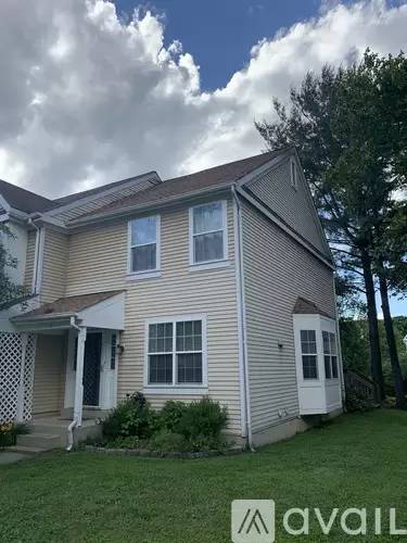 Main picture of 12 Martins Landing Ct