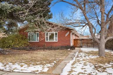 Main picture of 2480 Wolff St