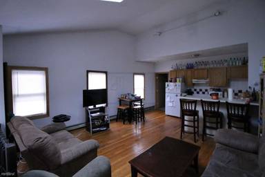 Main picture of 12 Shepard St