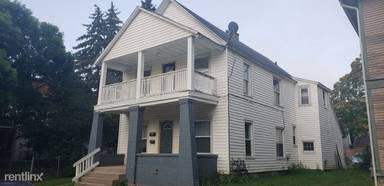 Main picture of 1031 McReynolds Ave NW