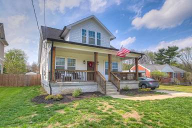 Main picture of 811 Matthews Ave