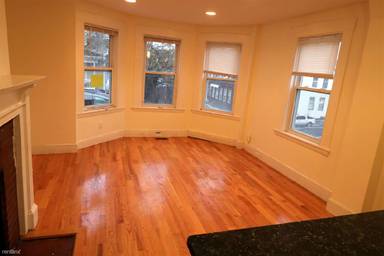 Main picture of 24 Lexington Ter