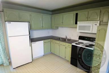 Main picture of 3442 S 88th St