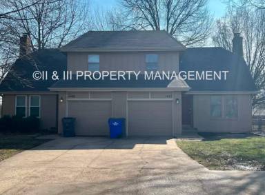 Main picture of 1420 E Penrose Ln