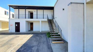 Main picture of 1340 Phillips Ln