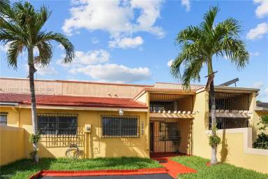 Main picture of 2470 SW 108th Pl