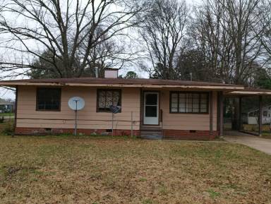Main picture of 501 Rosedale Dr