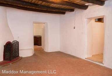 Main picture of 5302 Edith Blvd NE