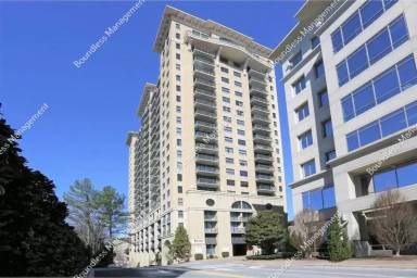 Main picture of Ovation Condominium Complex