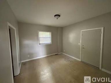 Main picture of 1520 Elm St