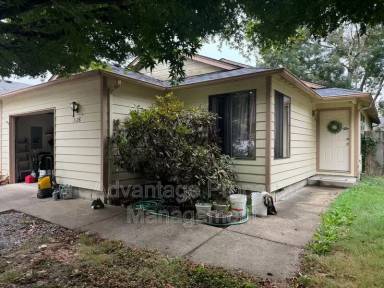 Main picture of 1126 NE Conser Pl