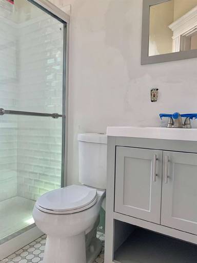 Main picture of 21 Herrick Rd