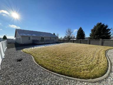 Main picture of 6606 S Lucas St