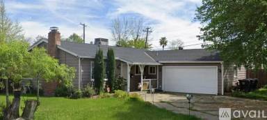 Main picture of 7485 Loma Verde Way