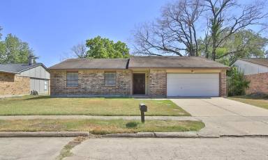 Main picture of 17503 Autumn Trails Ln