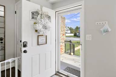 Main picture of 415 Ingleside Ave