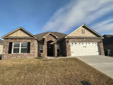 Main picture of 2100 Matthews Meadows Ln