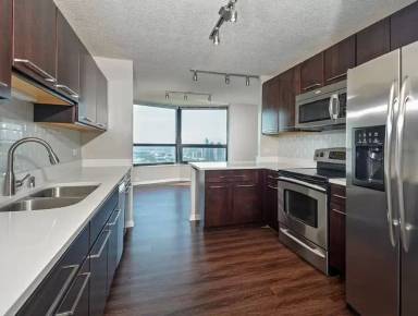 Main picture of Harbor Point Condominiums