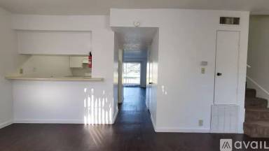 Main picture of 9005 Long Point Rd