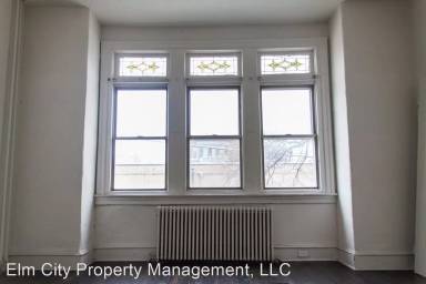 Main picture of 609 E Passyunk Ave