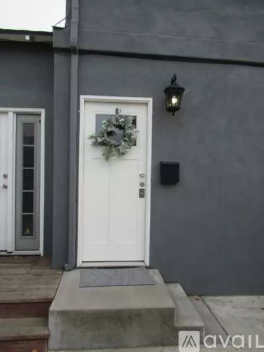 Main picture of 428 Orchard Ave