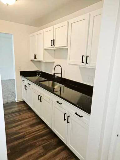 Main picture of 5856 Highview Dr