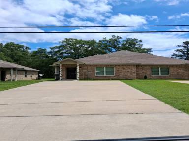 Main picture of 717 Renfro Dr