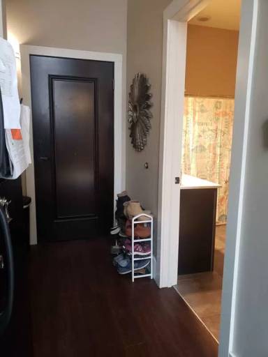 Main picture of 411 Brady St