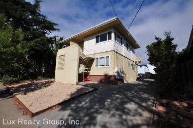 Main picture of 812 Bayswater Ave