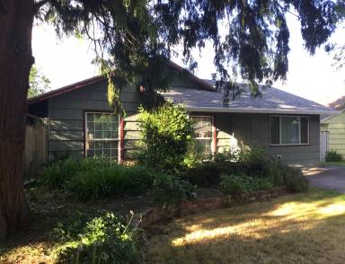 Main picture of 6815 N Sky St