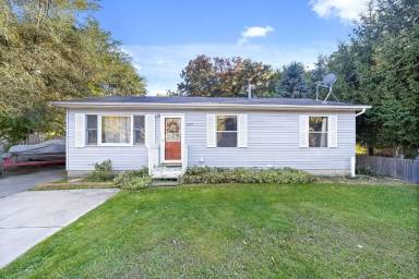 Main picture of 809 W Northrup St