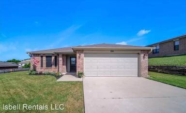 Main picture of 1106 Katelyn Cir