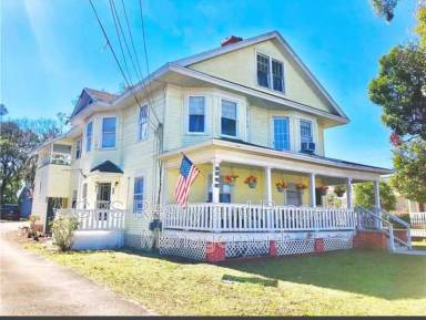 Main picture of 138 W Howry Ave