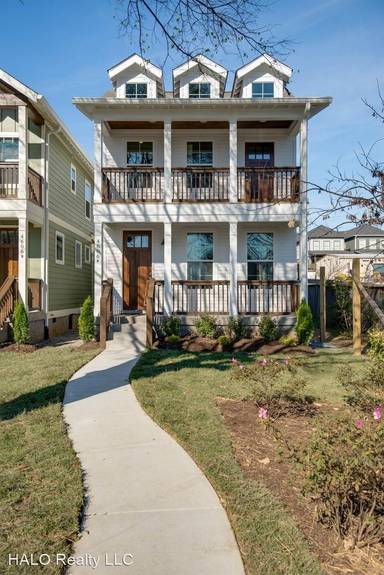 Main picture of 4606 Indiana Ave