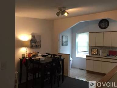Main picture of 785 Washington Blvd