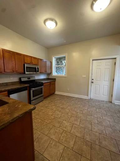 Main picture of 7218 Meade St