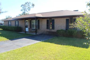 Main picture of 3612 Radial Ave
